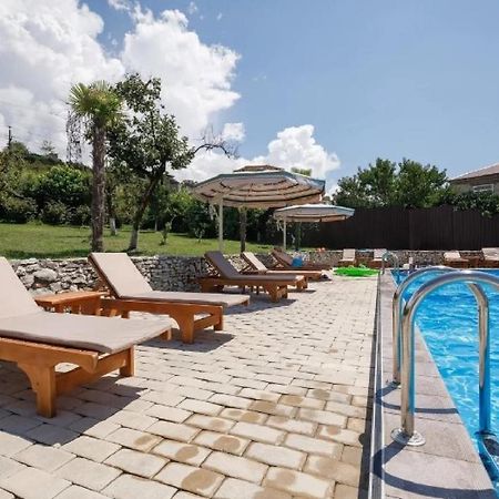 Hotel Paradise Sukhumi Exterior foto